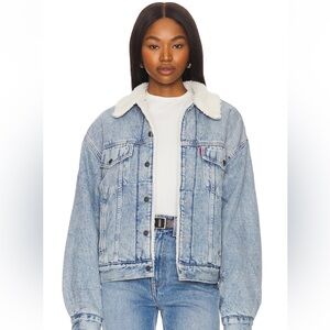 90s Levi's Blue Denim trucker Jacket with Sherpa Collar